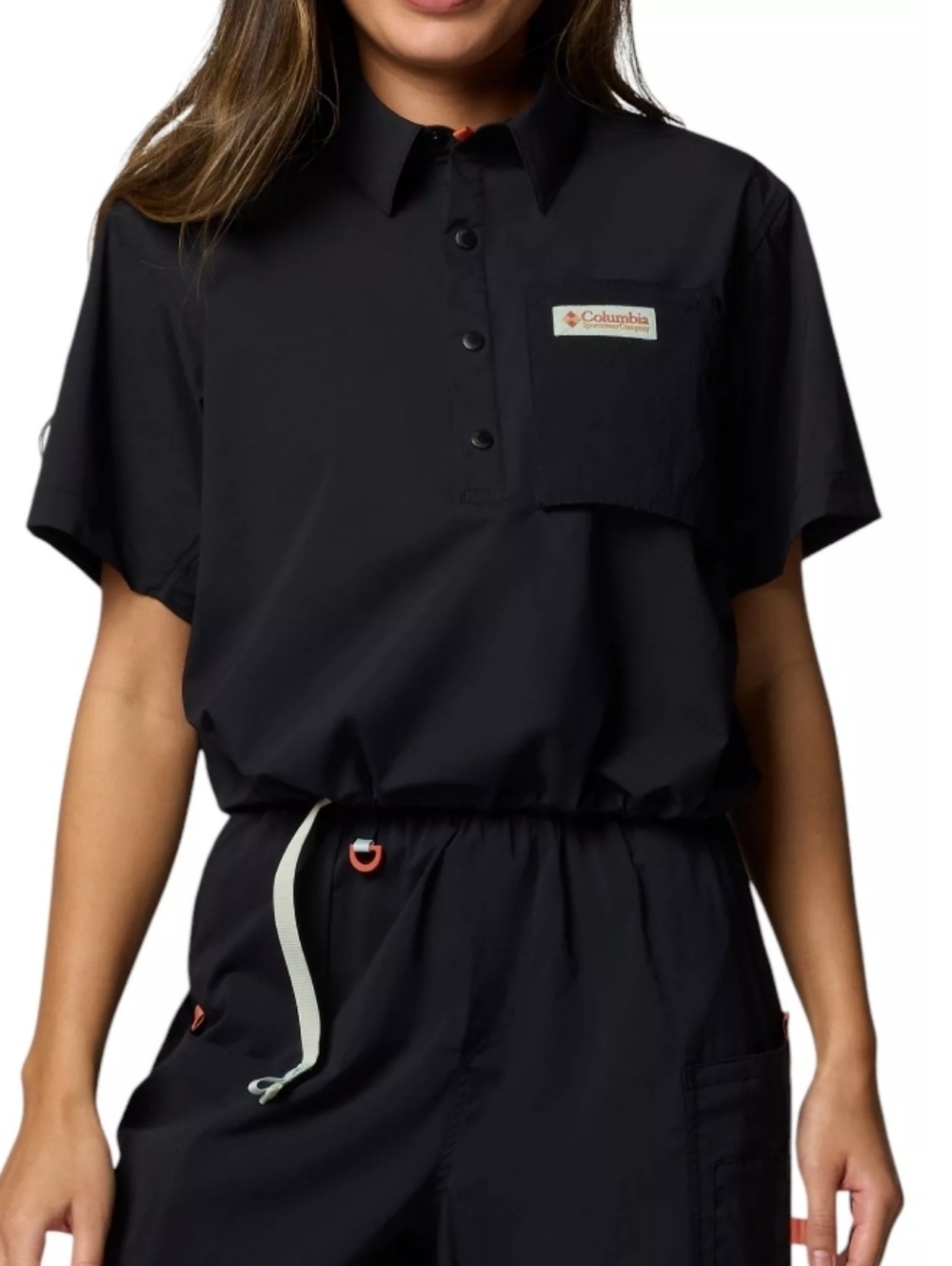 Columbia Women's Cove Beach Woven Cropped Shirt